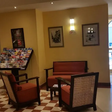 Hotel Les Cigales Nicea